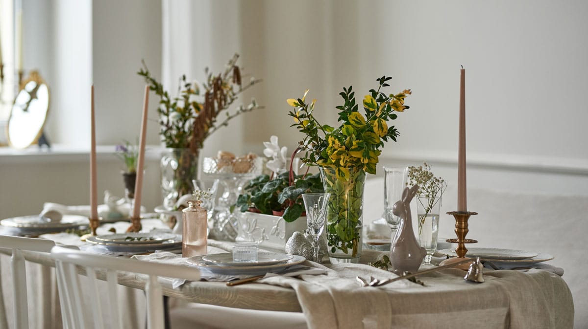 تزيين مائدة الربيع